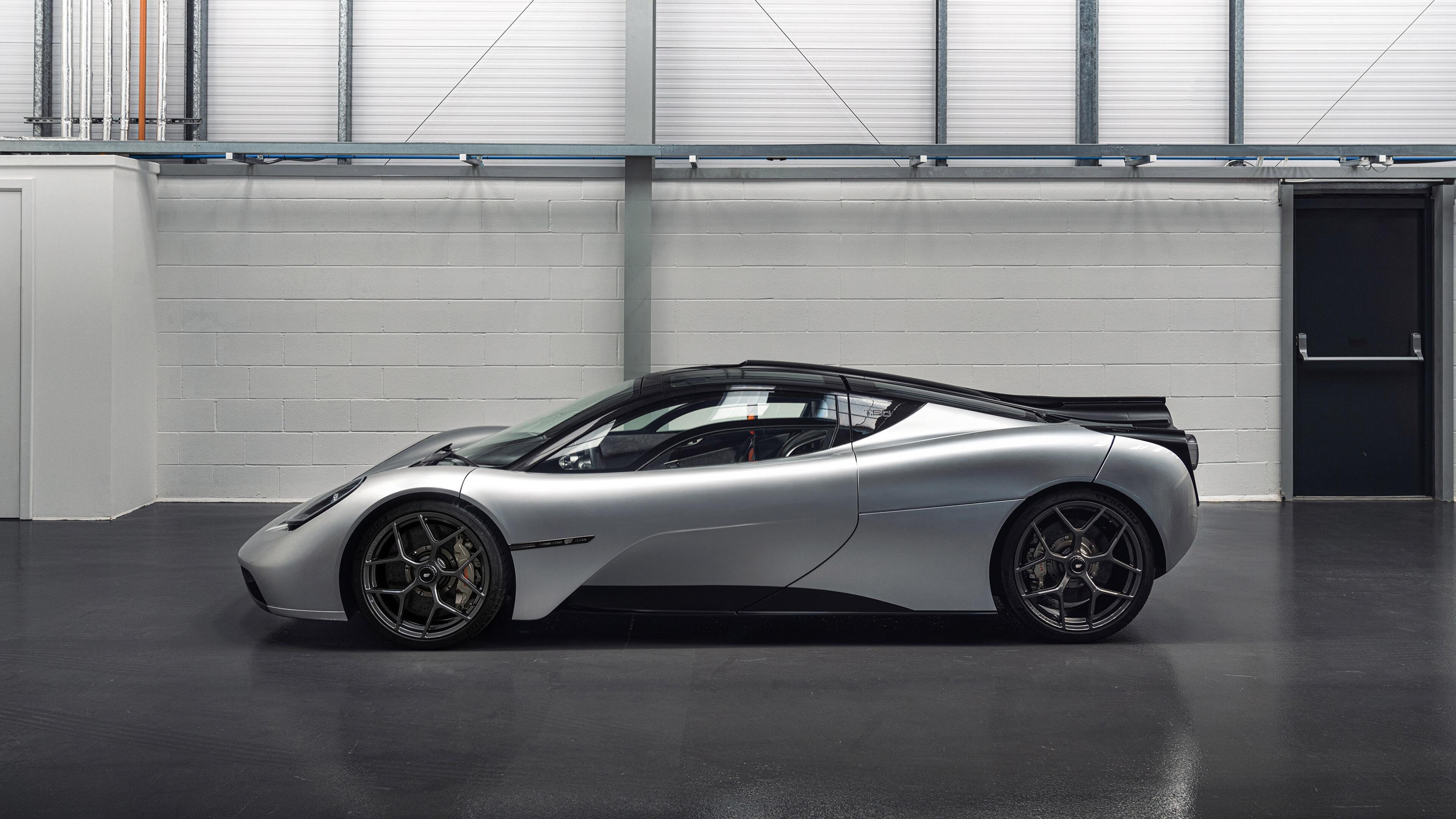 Jiuyou-法国出局夜，铁血球迷高唱《马赛曲》，法国马赛曲中文歌词