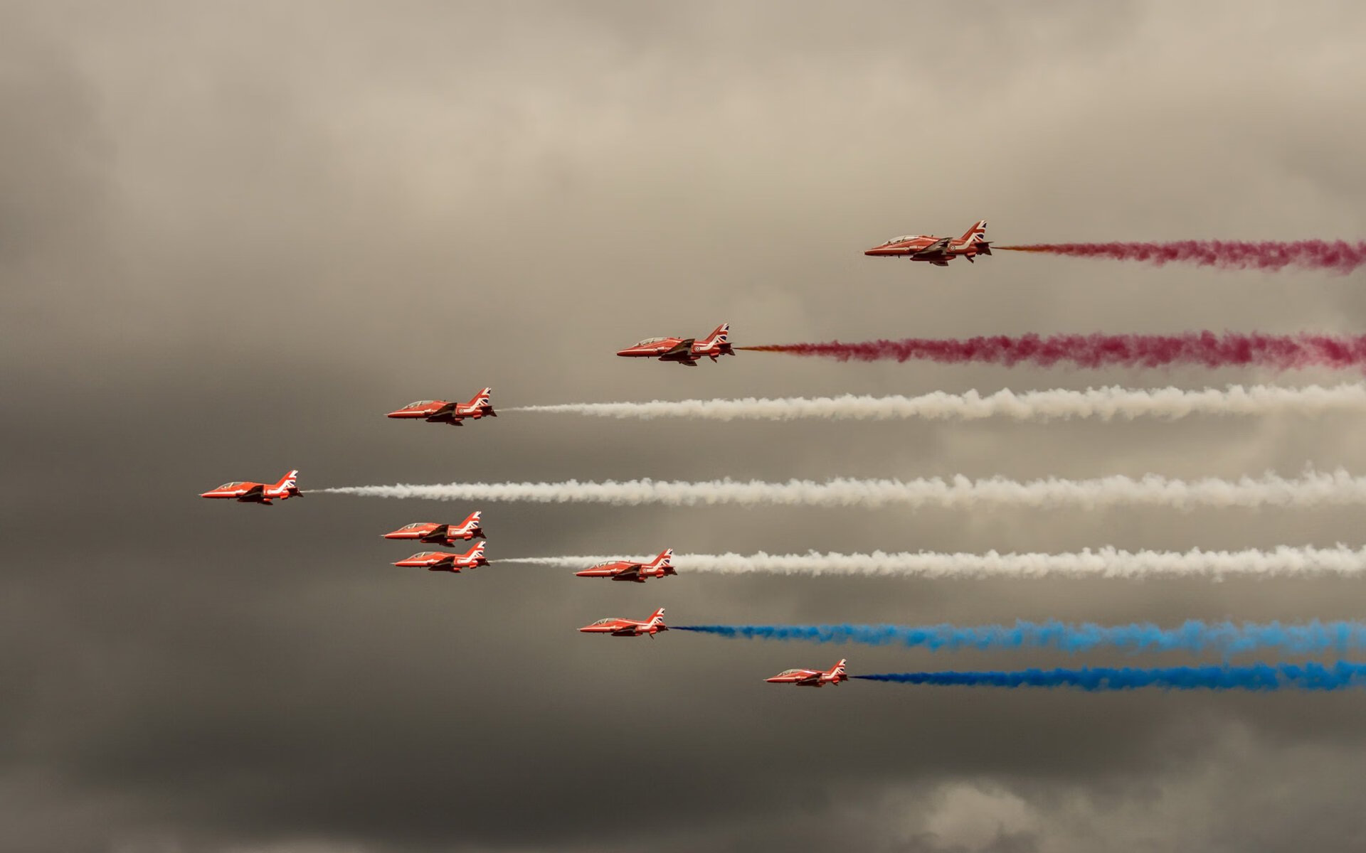 九游网页版官网-“尼古拉斯·桑特基：阿根廷美洲狮队的后场指挥官，未来展现更强实力”